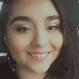 Meet your Posher, Melanie